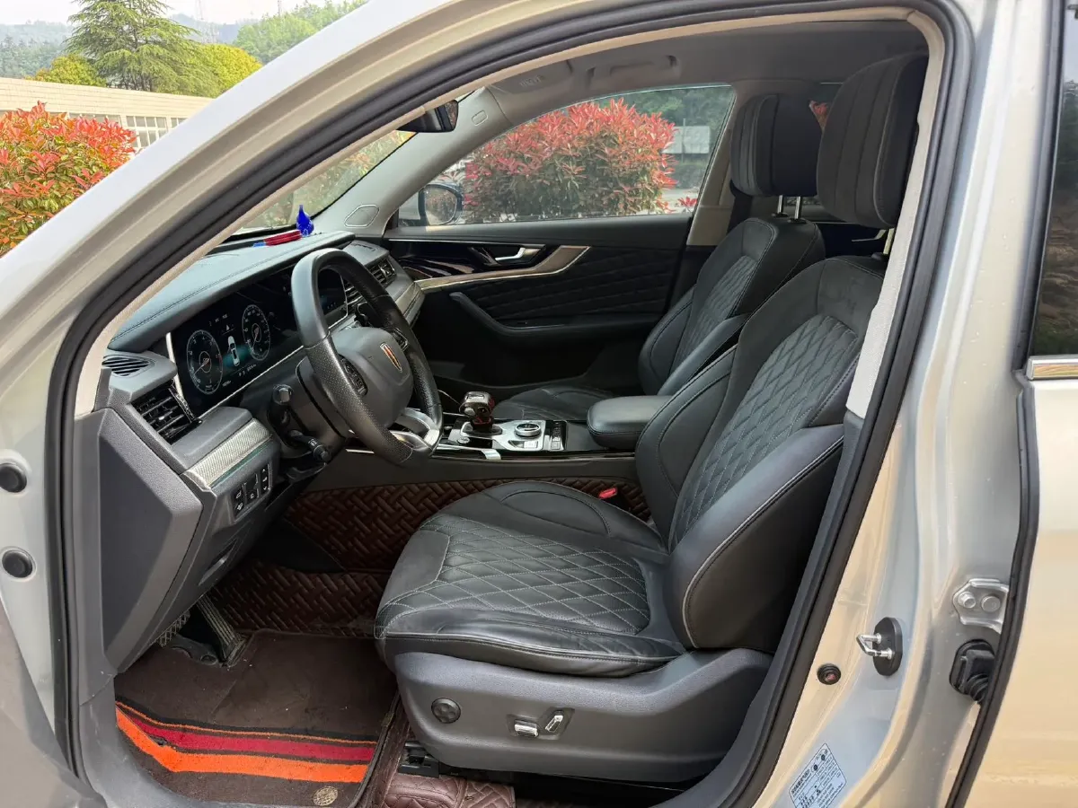 2019 HongQi HS5 2.0T 224HP L4 6AT,autocango,china used car exporter,china ev exporter,chinese used car exporter,chinese used ev exporter