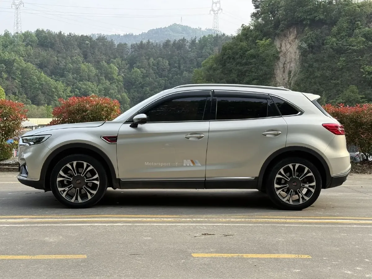 2019 HongQi HS5 2.0T 224HP L4 6AT,autocango,china used car exporter,china ev exporter,chinese used car exporter,chinese used ev exporter