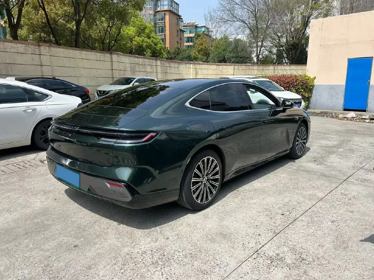 2025 Geely Galaxy Starshine 8 1.5T 163HP L4 3DHT PHEV 27.69KWH,autocango,china used car exporter,china ev exporter,chinese used car exporter,chinese used ev exporter