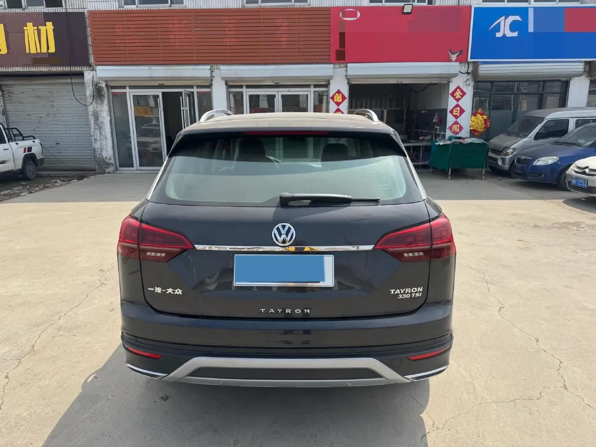 2019 Jeep Cherokee 2.0T 234HP L4 9AT,autocango,china used car exporter,china ev exporter,chinese used car exporter,chinese used ev exporter