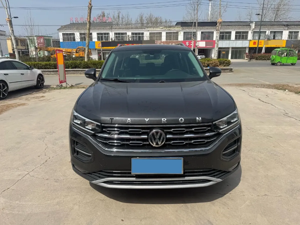 2019 Jeep Cherokee 2.0T 234HP L4 9AT,autocango,china used car exporter,china ev exporter,chinese used car exporter,chinese used ev exporter