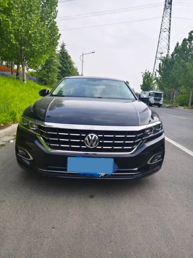 2019 Skoda Kodiak 2.0T 186HP L4 7DCT,autocango,china used car exporter,china ev exporter,chinese used car exporter,chinese used ev exporter
