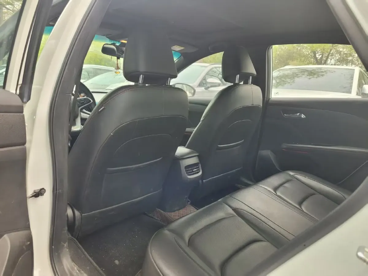 2020 Chevrolet Monza 1.3T 163HP L3 6AT,autocango,china used car exporter,china ev exporter,chinese used car exporter,chinese used ev exporter