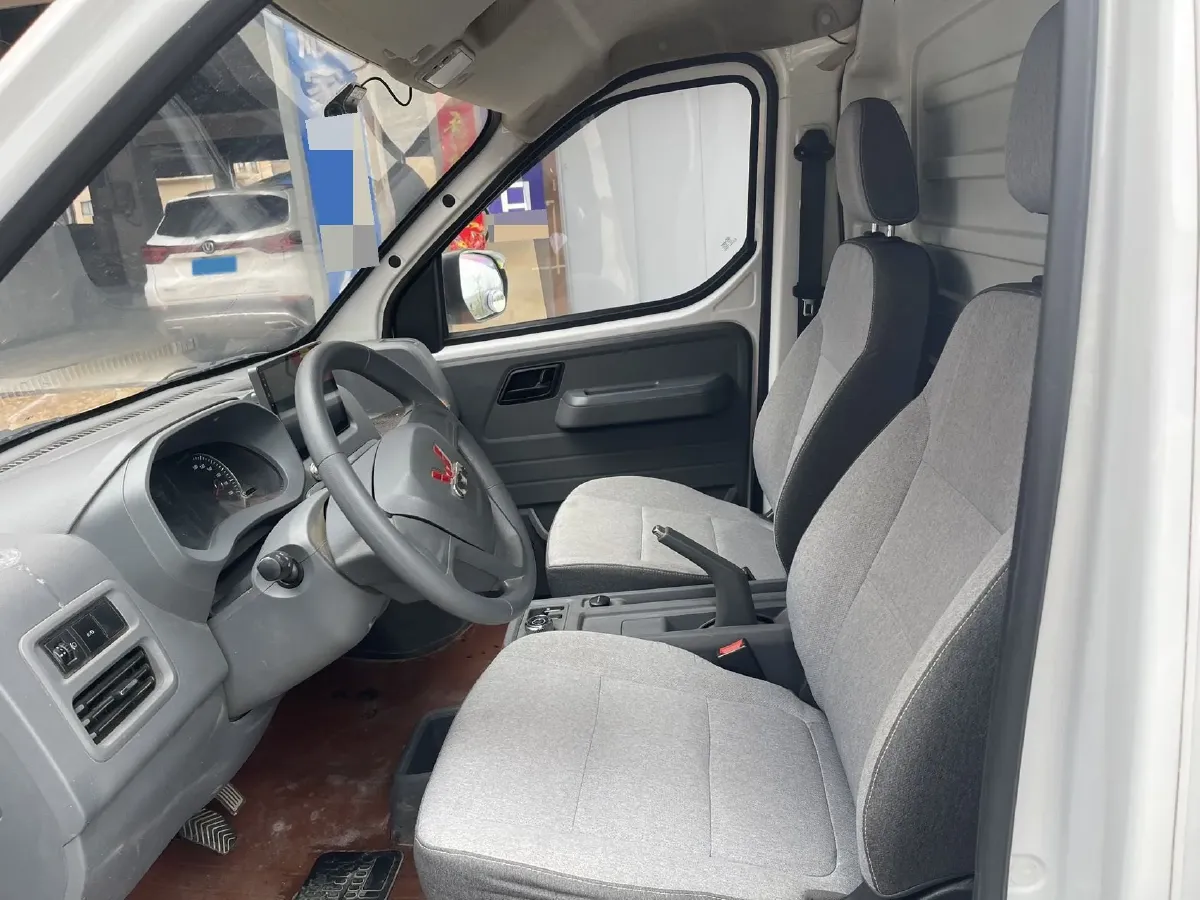 2024 WuLing YangGuang BEV 41.9KWH,autocango,china used car exporter,china ev exporter,chinese used car exporter,chinese used ev exporter