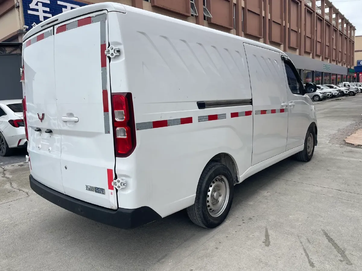 2024 WuLing YangGuang BEV 41.9KWH,autocango,china used car exporter,china ev exporter,chinese used car exporter,chinese used ev exporter