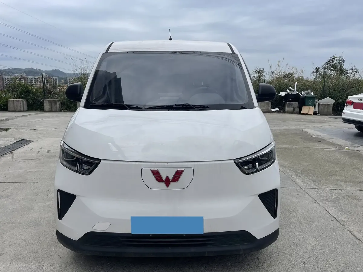 2024 WuLing YangGuang BEV 41.9KWH,autocango,china used car exporter,china ev exporter,chinese used car exporter,chinese used ev exporter