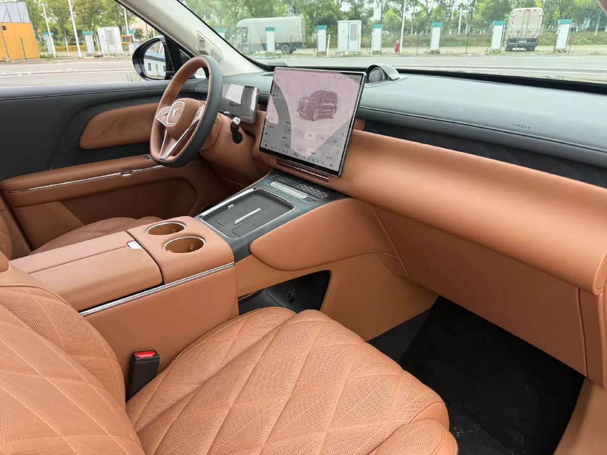 2026 Voyah 9L 1.5T 150HP L4 PHEV,autocango,china used car exporter,china ev exporter,chinese used car exporter,chinese used ev exporter