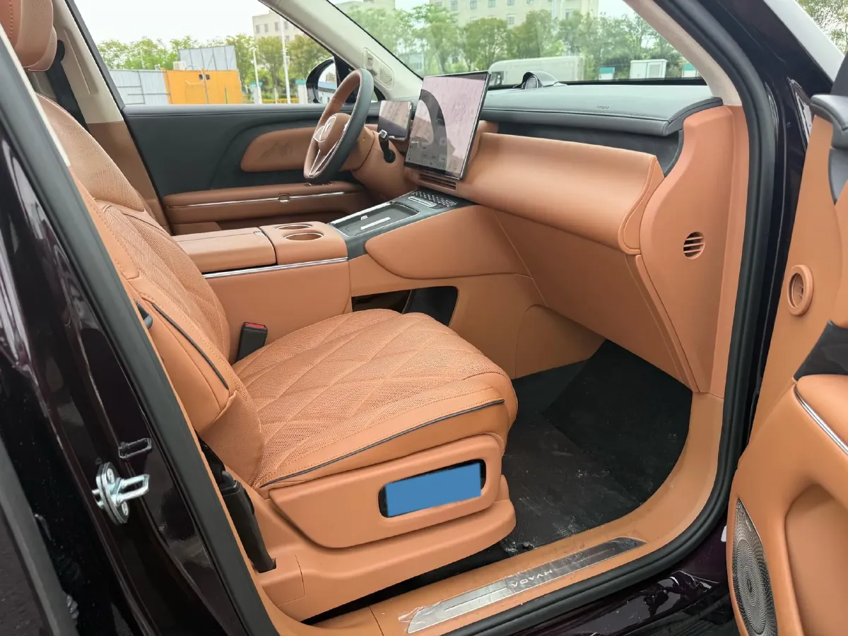 2026 Voyah 9L 1.5T 150HP L4 PHEV,autocango,china used car exporter,china ev exporter,chinese used car exporter,chinese used ev exporter