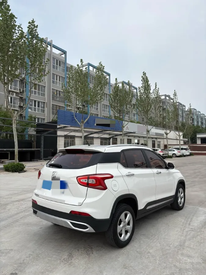2017 BaoJun 510 1.5L 112HP L4 6MT,autocango,china used car exporter,china ev exporter,chinese used car exporter,chinese used ev exporter
