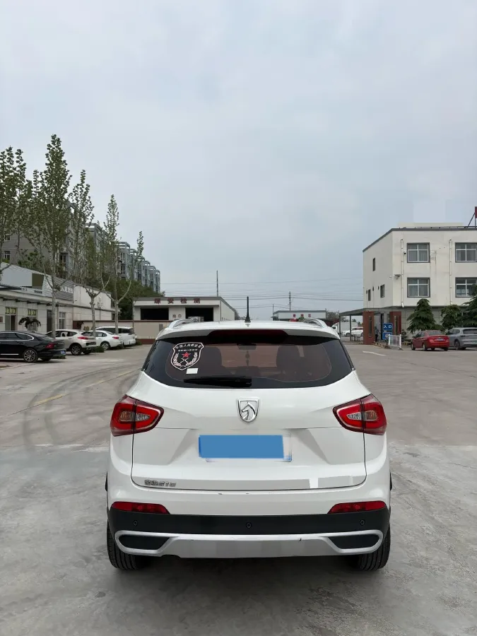 2017 BaoJun 510 1.5L 112HP L4 6MT,autocango,china used car exporter,china ev exporter,chinese used car exporter,chinese used ev exporter