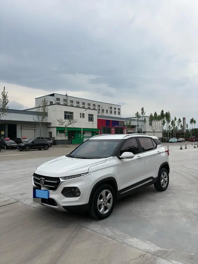 2017 BaoJun 510 1.5L 112HP L4 6MT,autocango,china used car exporter,china ev exporter,chinese used car exporter,chinese used ev exporter
