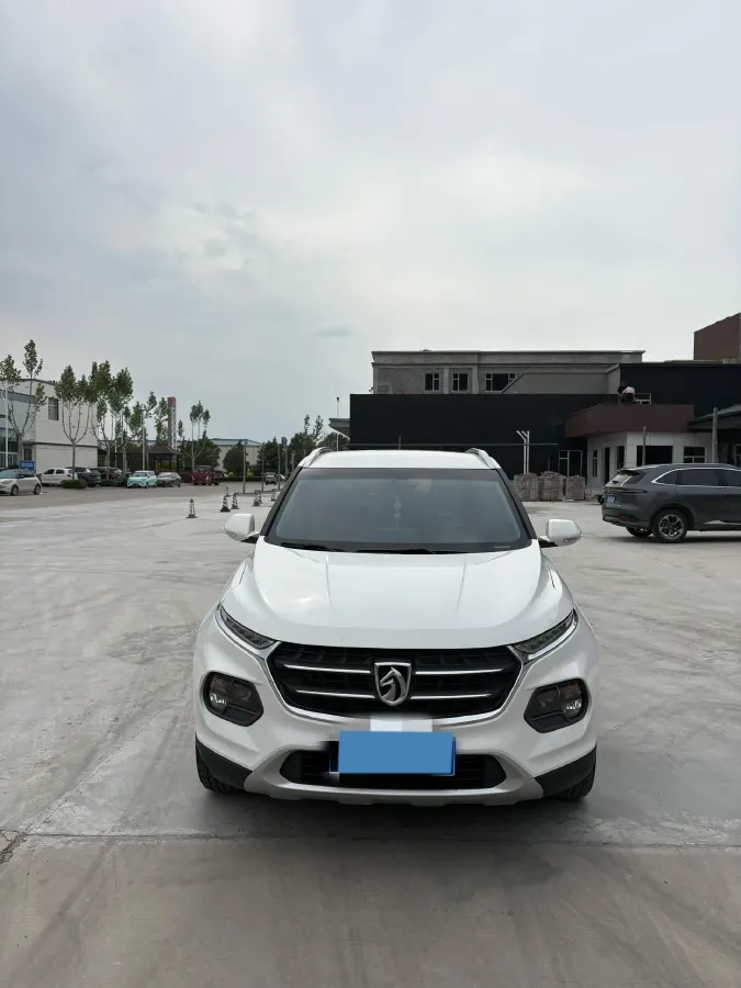 2017 BaoJun 510 1.5L 112HP L4 6MT,autocango,china used car exporter,china ev exporter,chinese used car exporter,chinese used ev exporter