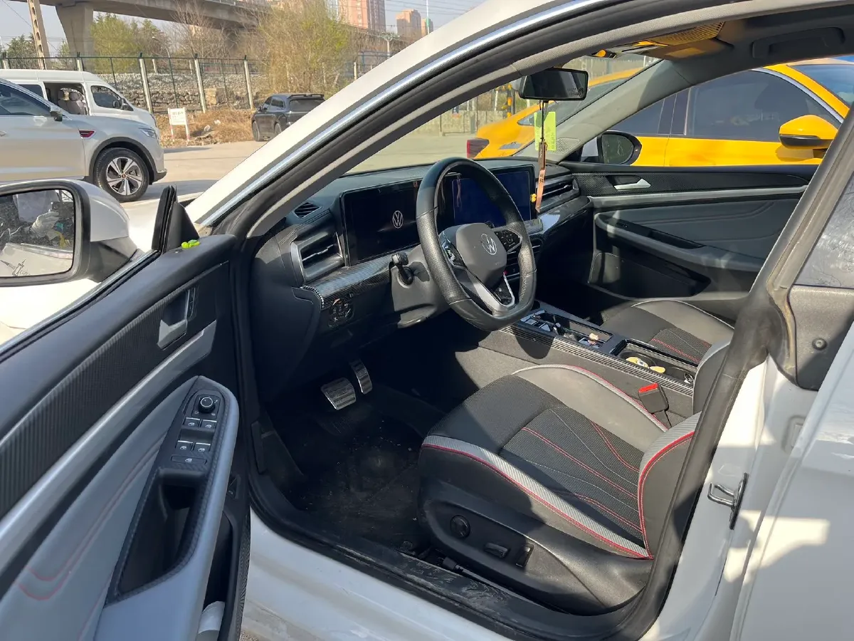 2022 Volkswagen Lavida 1.4T 150HP L4 7DCT,autocango,china used car exporter,china ev exporter,chinese used car exporter,chinese used ev exporter