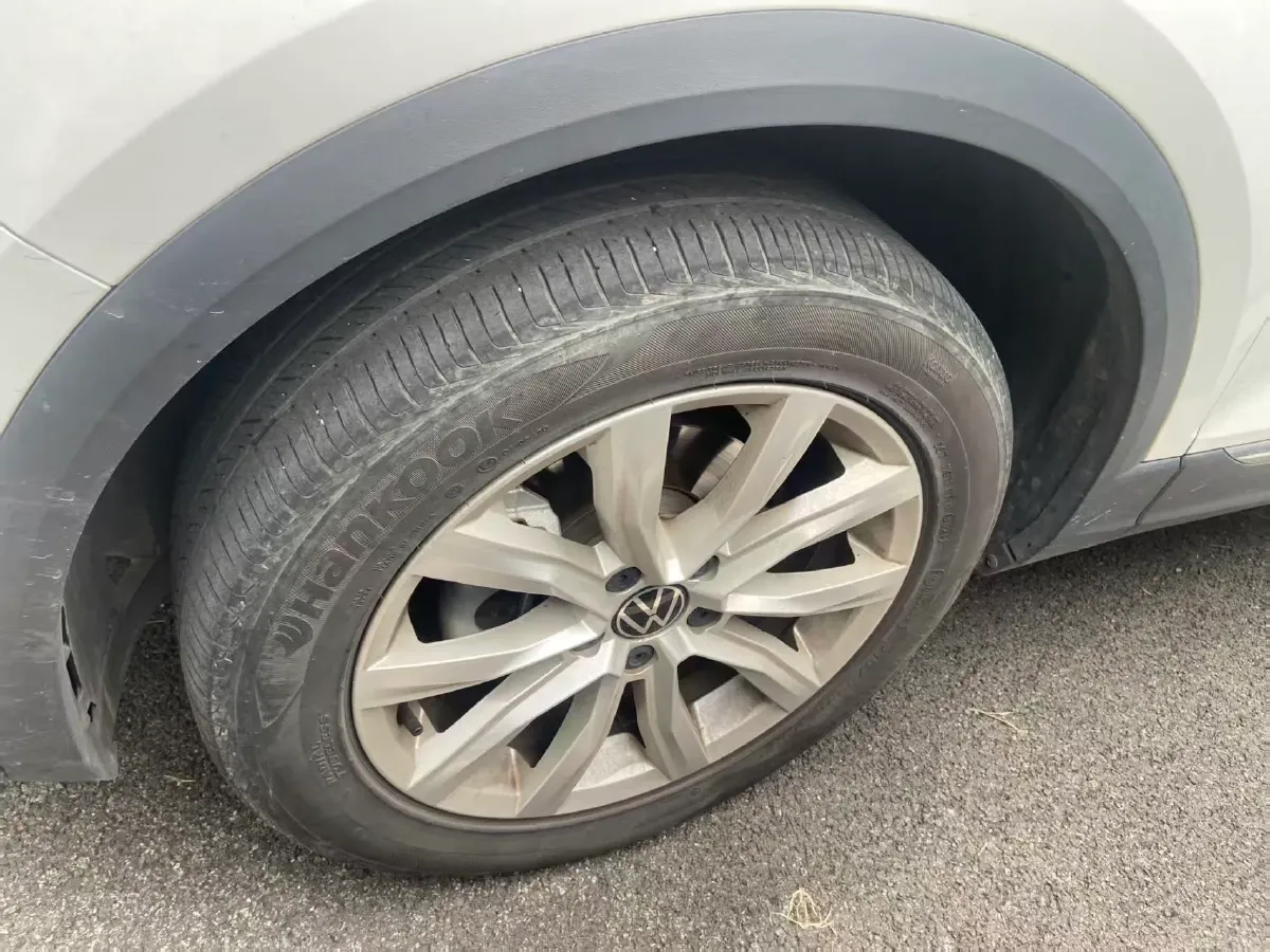 2021 Volkswagen T-Roc 1.4T 150HP L4 7DCT,autocango,china used car exporter,china ev exporter,chinese used car exporter,chinese used ev exporter