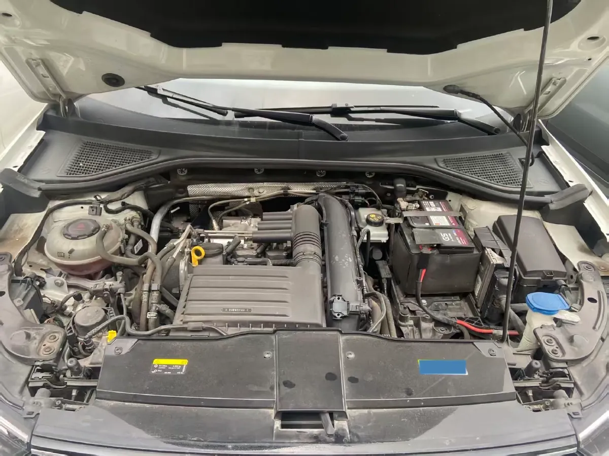 2021 Volkswagen T-Roc 1.4T 150HP L4 7DCT,autocango,china used car exporter,china ev exporter,chinese used car exporter,chinese used ev exporter