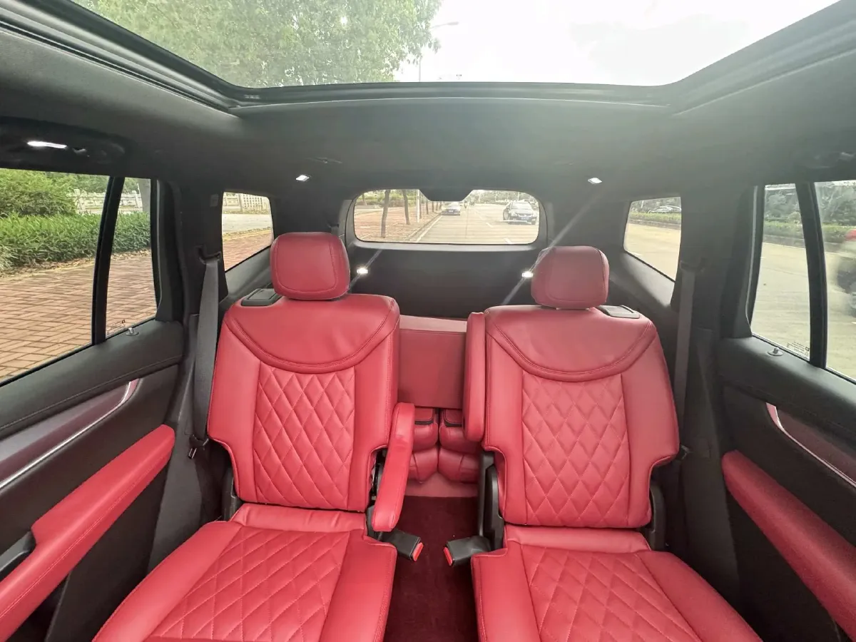 2021 Cadillac XT6 2.0T 237HP L4 9AT,autocango,china used car exporter,china ev exporter,chinese used car exporter,chinese used ev exporter