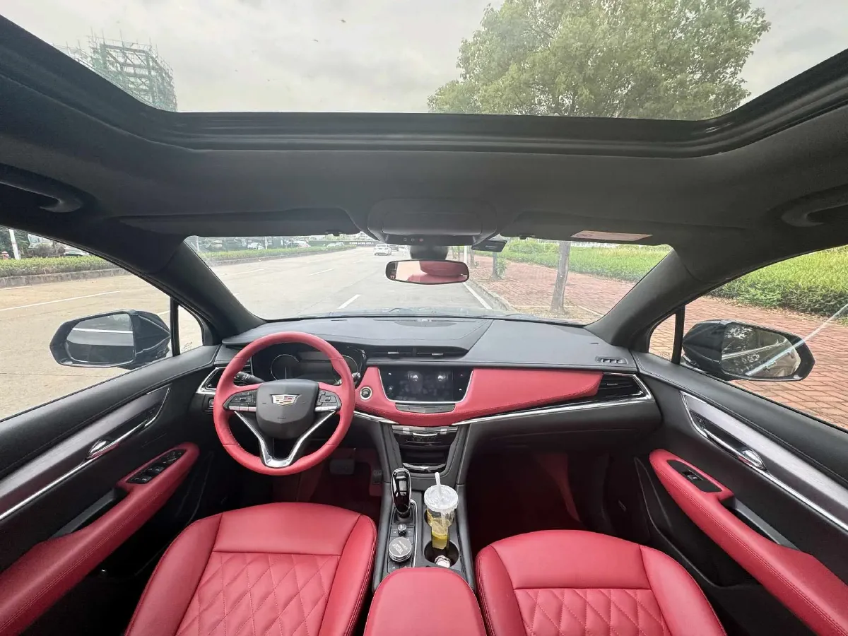 2021 Cadillac XT6 2.0T 237HP L4 9AT,autocango,china used car exporter,china ev exporter,chinese used car exporter,chinese used ev exporter