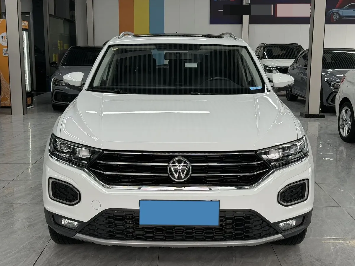 2022 Volkswagen T-Roc 1.4T 150HP L4 7DCT,autocango,china used car exporter,china ev exporter,chinese used car exporter,chinese used ev exporter