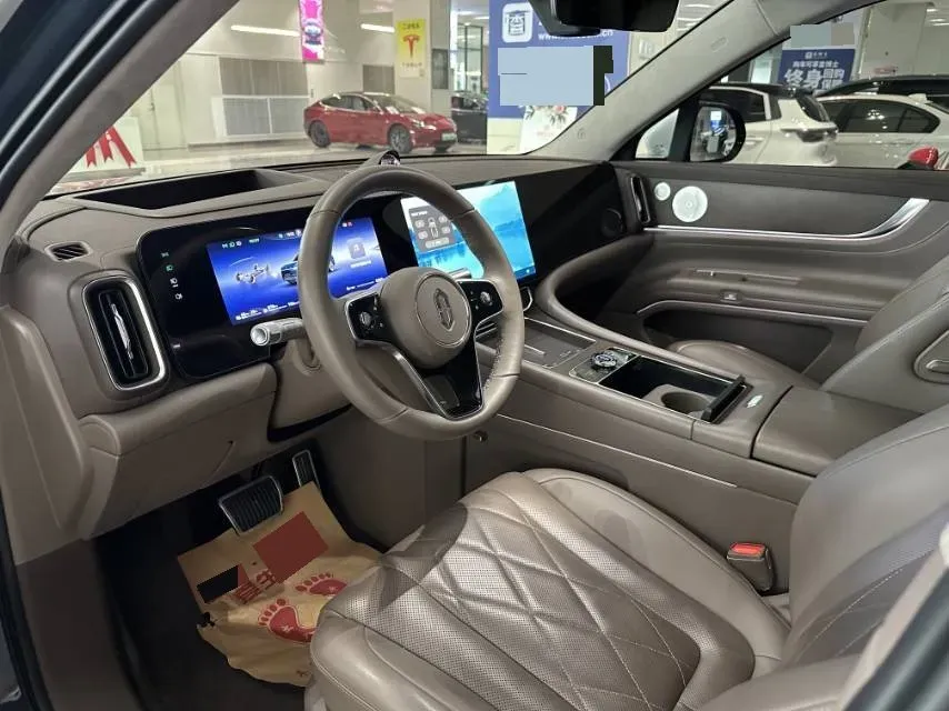 2024 AITO AITO M9 1.5T 152HP L4 REEV 42KWH,autocango,china used car exporter,china ev exporter,chinese used car exporter,chinese used ev exporter