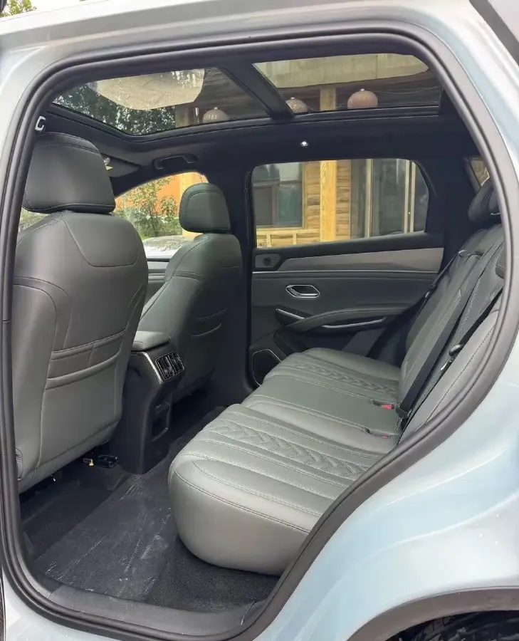 2024 BYD SongL DM-i 1.5L 101HP L4 E-CVT PHEV 26.6KWH,autocango,china used car exporter,china ev exporter,chinese used car exporter,chinese used ev exporter