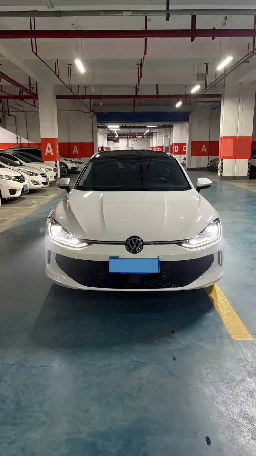 2023 Volkswagen Lamando 1.4T 150HP L4 7DCT,autocango,china used car exporter,china ev exporter,chinese used car exporter,chinese used ev exporter