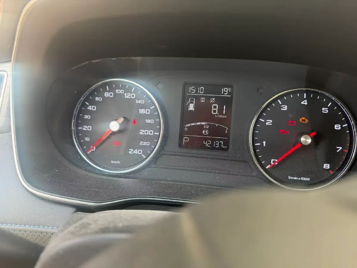 2020 Roewe RX5 1.5T 173HP L4 7DCT,autocango,china used car exporter,china ev exporter,chinese used car exporter,chinese used ev exporter