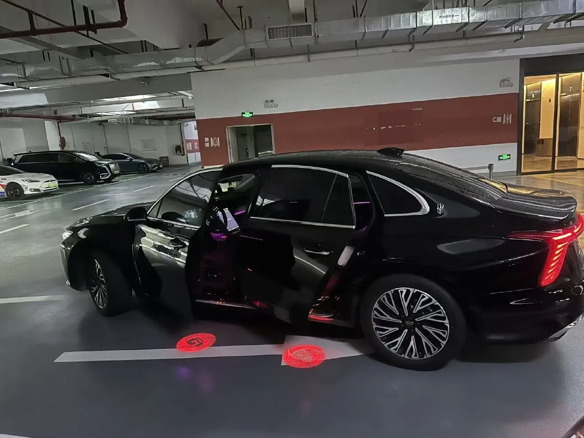 2025 HongQi H5 1.5T 169HP L4 1DHT Hybrid,autocango,china used car exporter,china ev exporter,chinese used car exporter,chinese used ev exporter