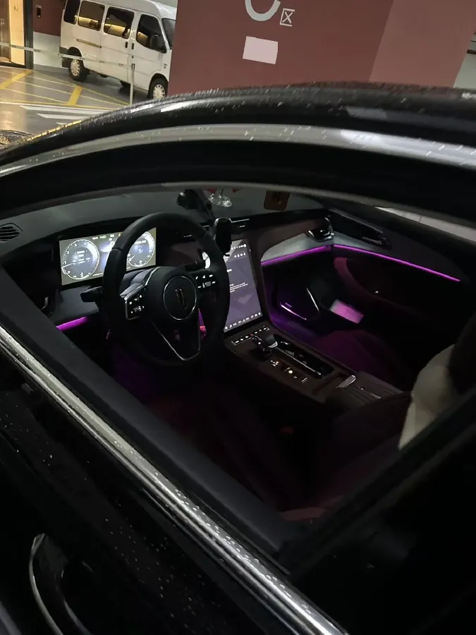 2025 HongQi H5 1.5T 169HP L4 1DHT Hybrid,autocango,china used car exporter,china ev exporter,chinese used car exporter,chinese used ev exporter