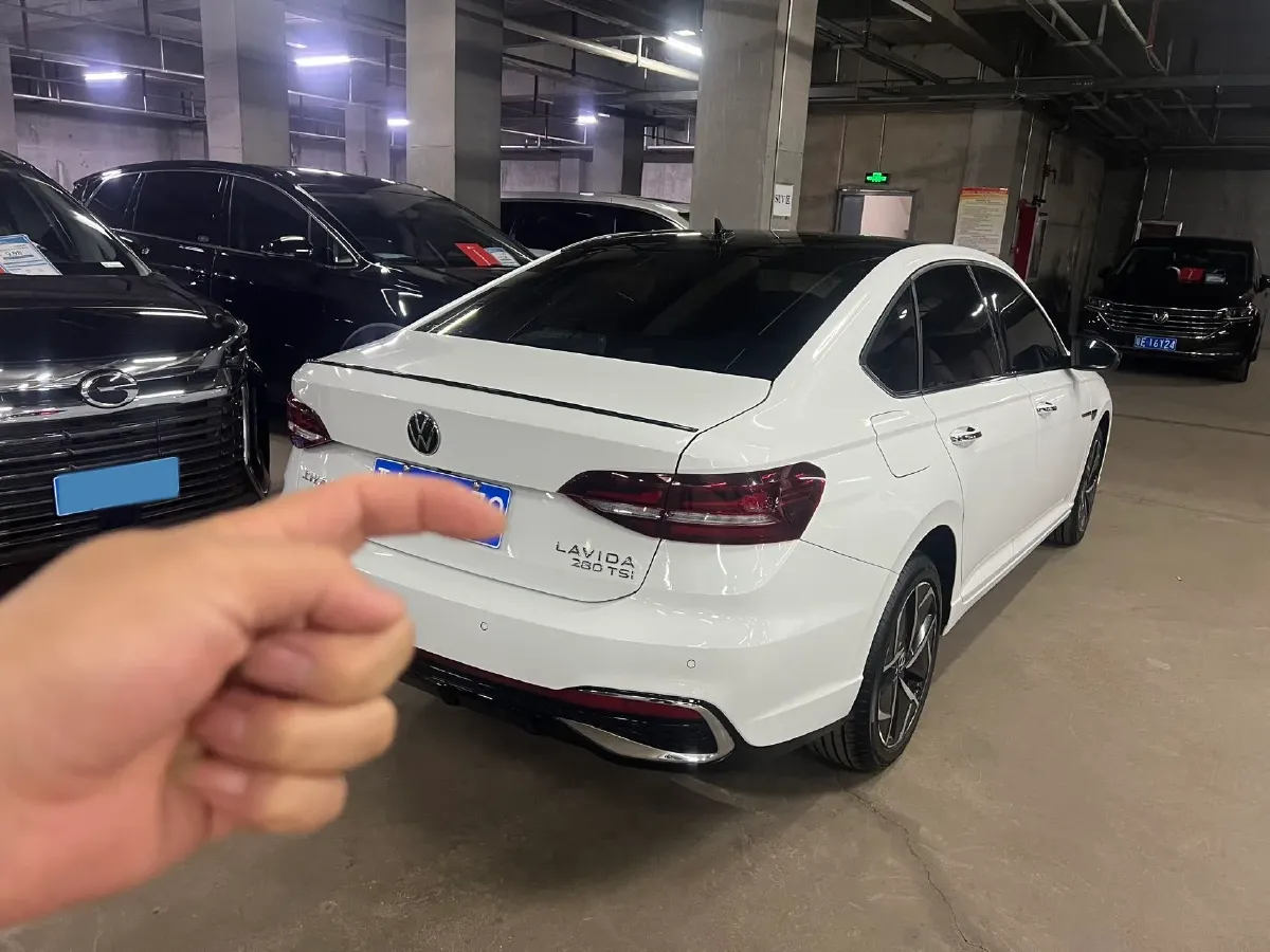 2023 Volkswagen Lavida 1.4T 150HP L4 7DCT,autocango,china used car exporter,china ev exporter,chinese used car exporter,chinese used ev exporter