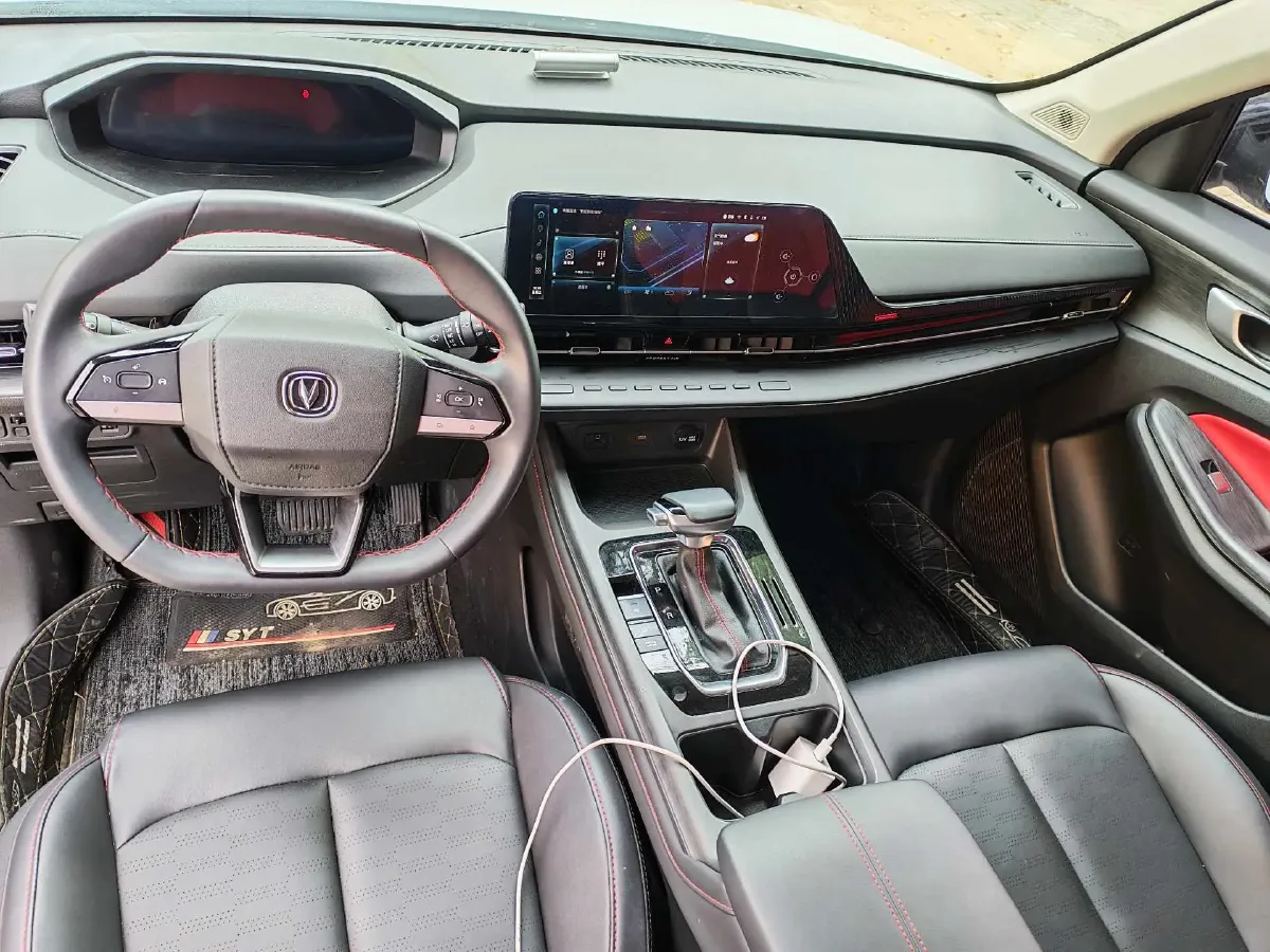 2023 ChangAn CS55 Plus 1.5T 188HP L4 7DCT,autocango,china used car exporter,china ev exporter,chinese used car exporter,chinese used ev exporter