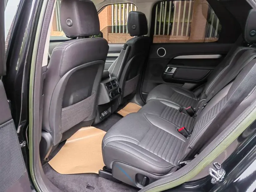 2024 Land Rover Discovery 3.0T 360HP L6 8AT,autocango,china used car exporter,china ev exporter,chinese used car exporter,chinese used ev exporter