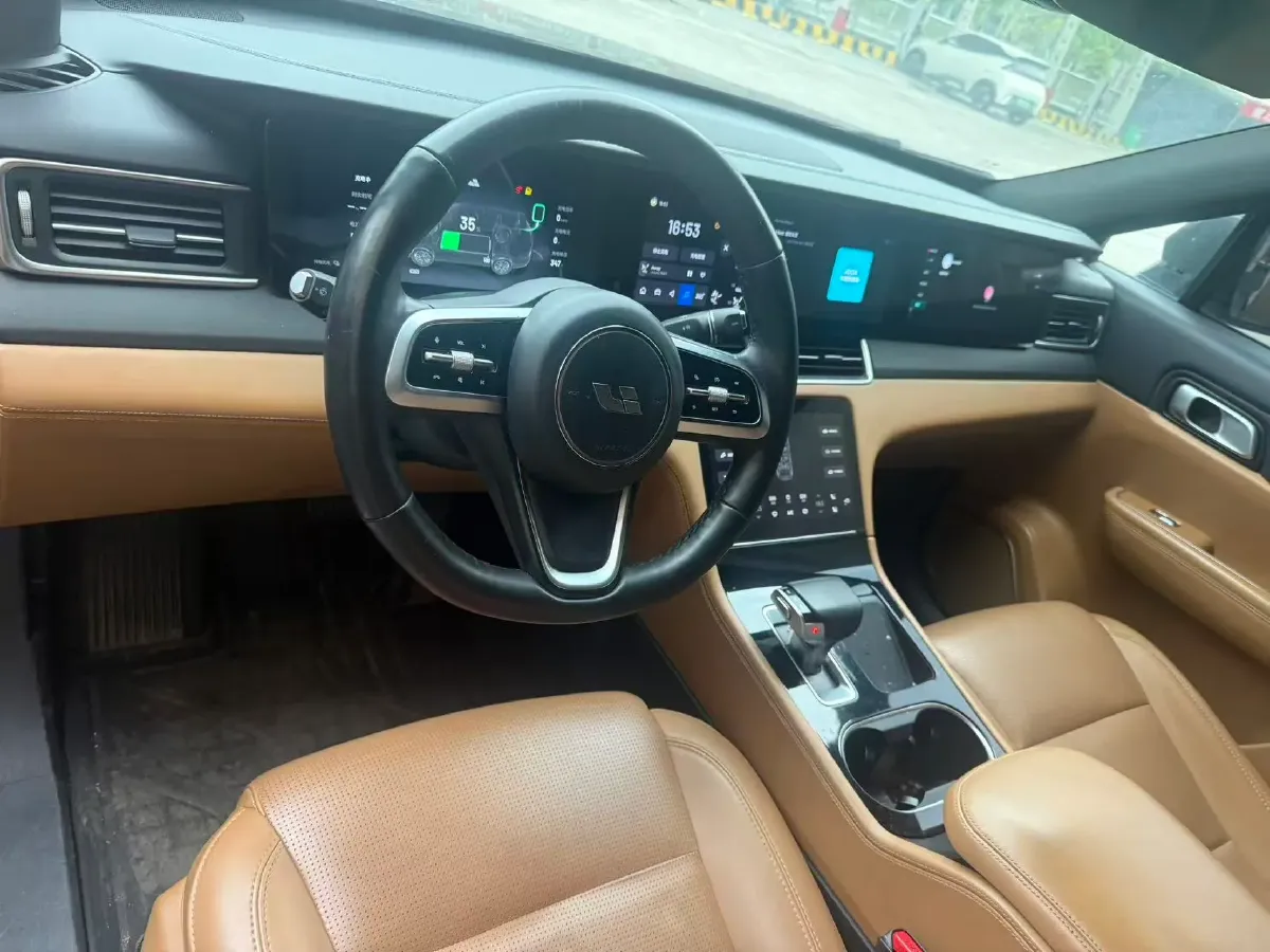 2021 Li ONE Range Extended 131HP REEV 40.5KWH,autocango,china used car exporter,china ev exporter,chinese used car exporter,chinese used ev exporter