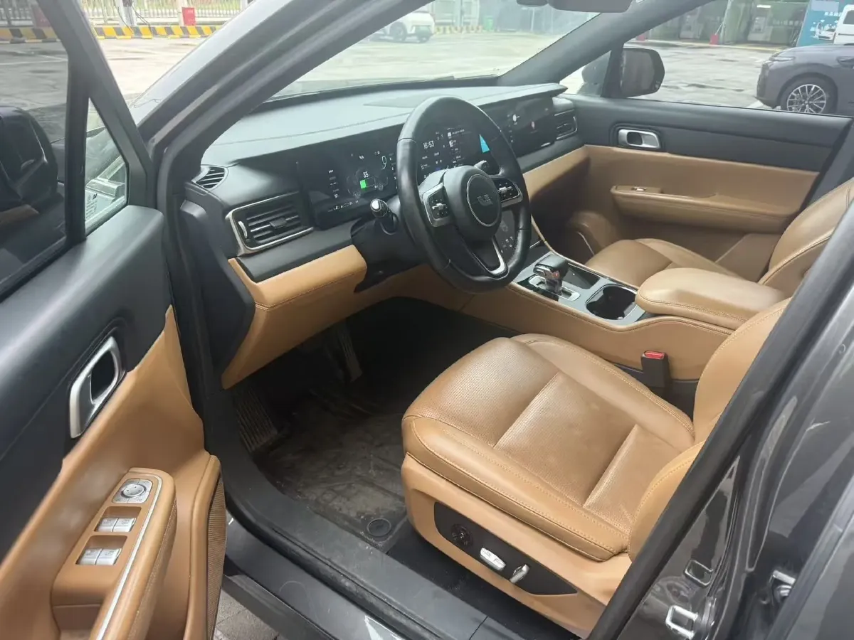 2021 Li ONE Range Extended 131HP REEV 40.5KWH,autocango,china used car exporter,china ev exporter,chinese used car exporter,chinese used ev exporter