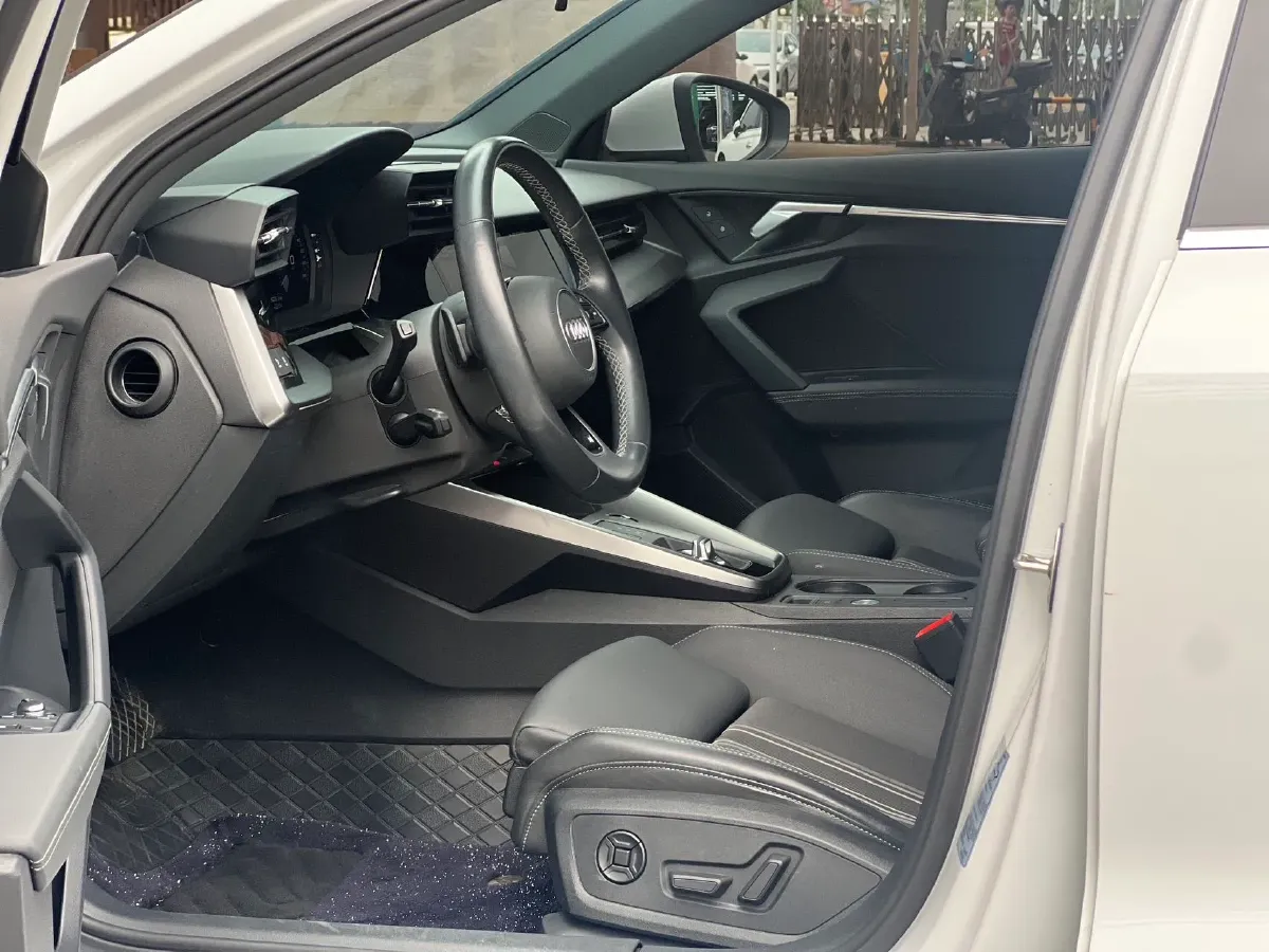 2023 Audi A3 1.4T 150HP L4 7DCT,autocango,china used car exporter,china ev exporter,chinese used car exporter,chinese used ev exporter