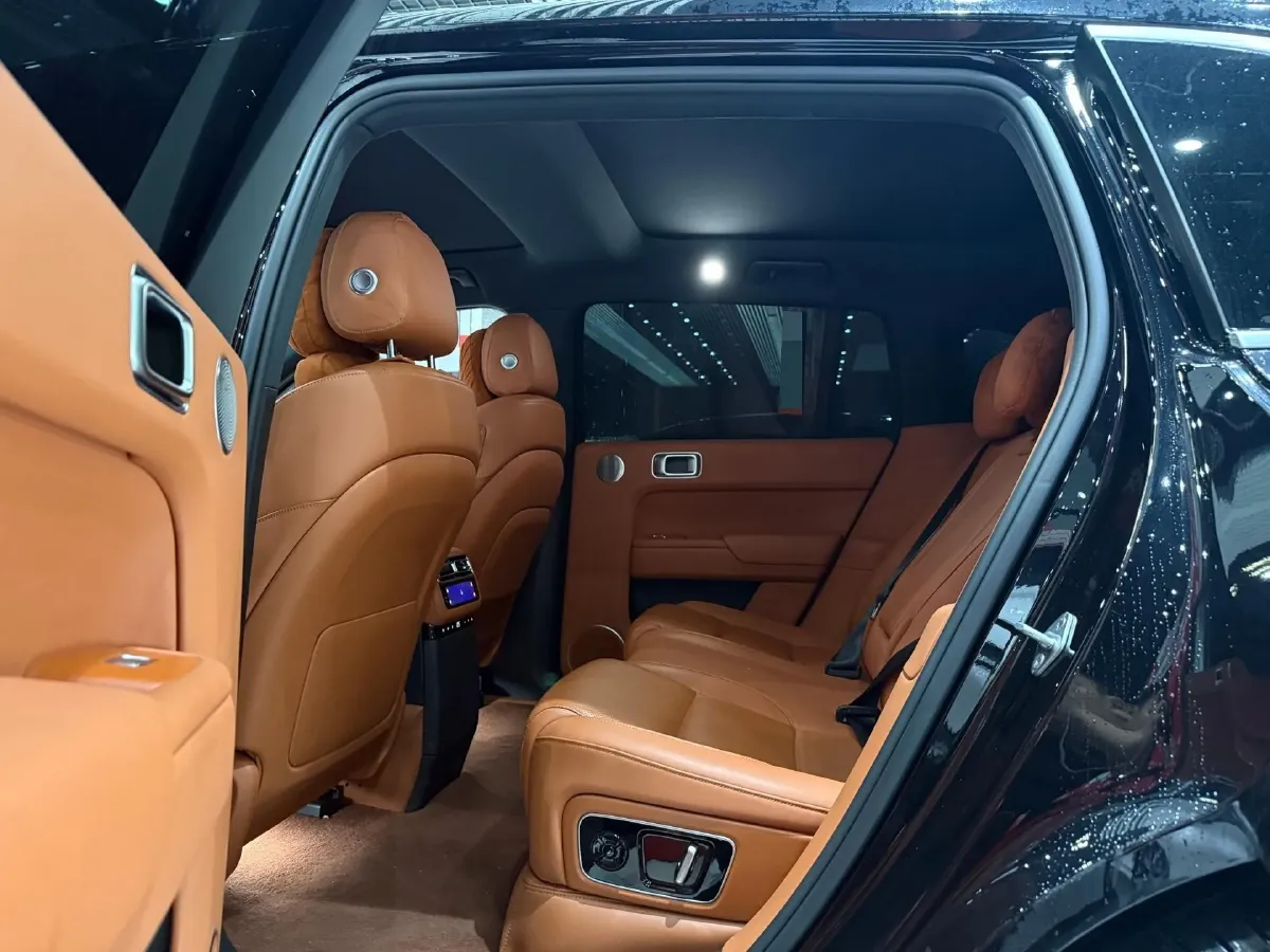 2024 Li L8 Range Extended 154HP REEV 42.8KWH,autocango,china used car exporter,china ev exporter,chinese used car exporter,chinese used ev exporter