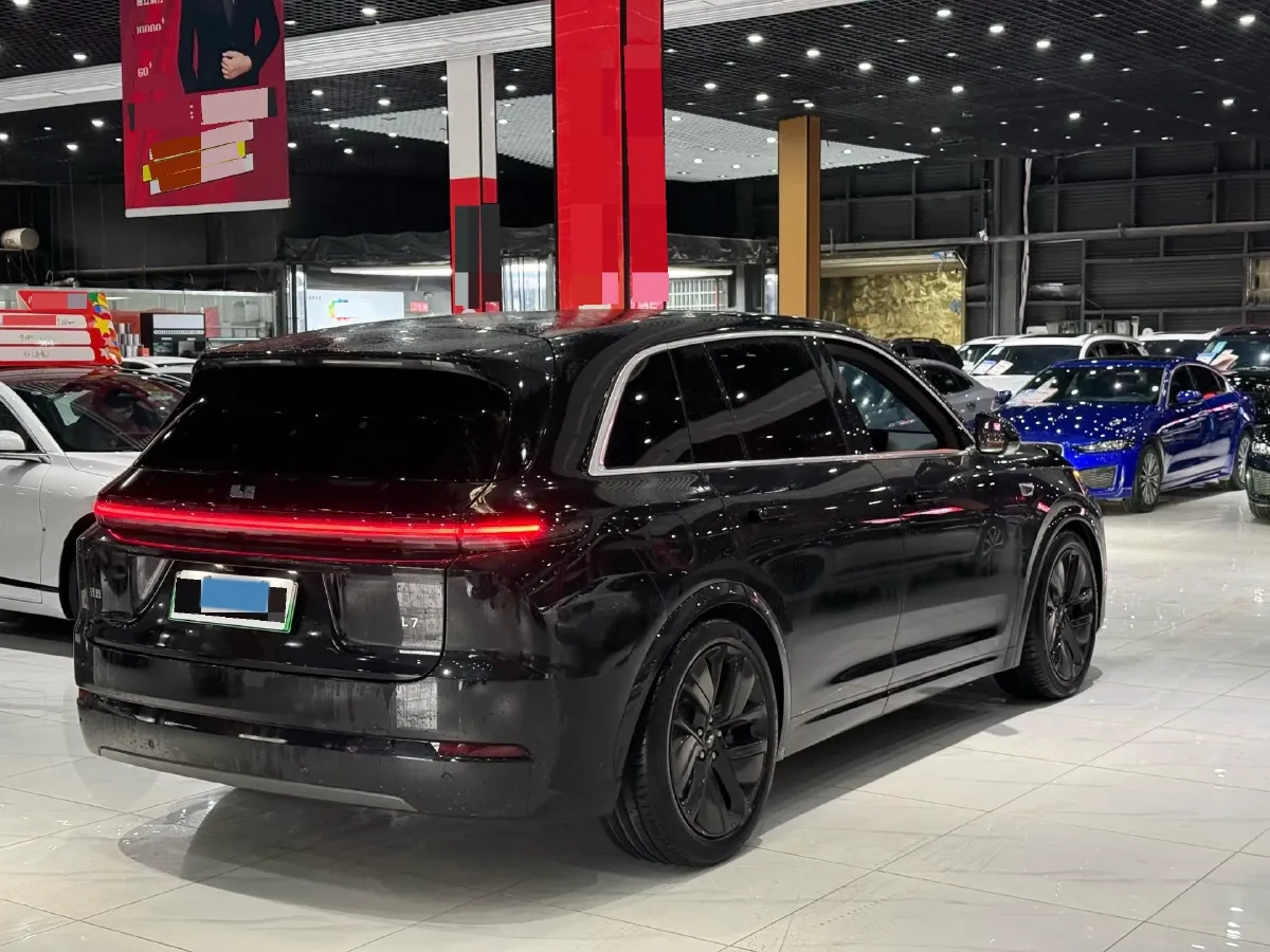 2024 Li L8 Range Extended 154HP REEV 42.8KWH,autocango,china used car exporter,china ev exporter,chinese used car exporter,chinese used ev exporter