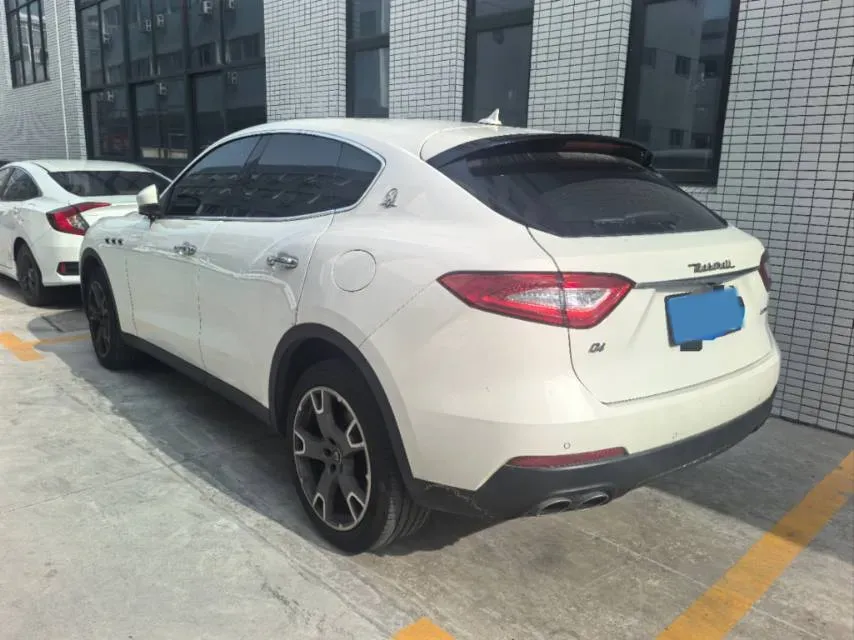 2021 Maserati Levante 3.0T 350HP V6 8AT,autocango,china used car exporter,china ev exporter,chinese used car exporter,chinese used ev exporter