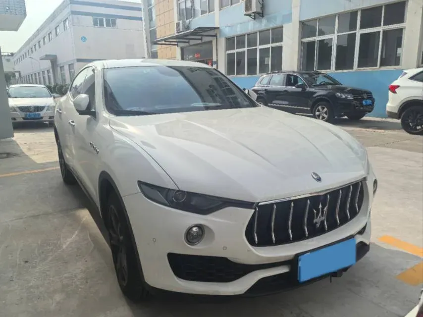 2021 Maserati Levante 3.0T 350HP V6 8AT,autocango,china used car exporter,china ev exporter,chinese used car exporter,chinese used ev exporter