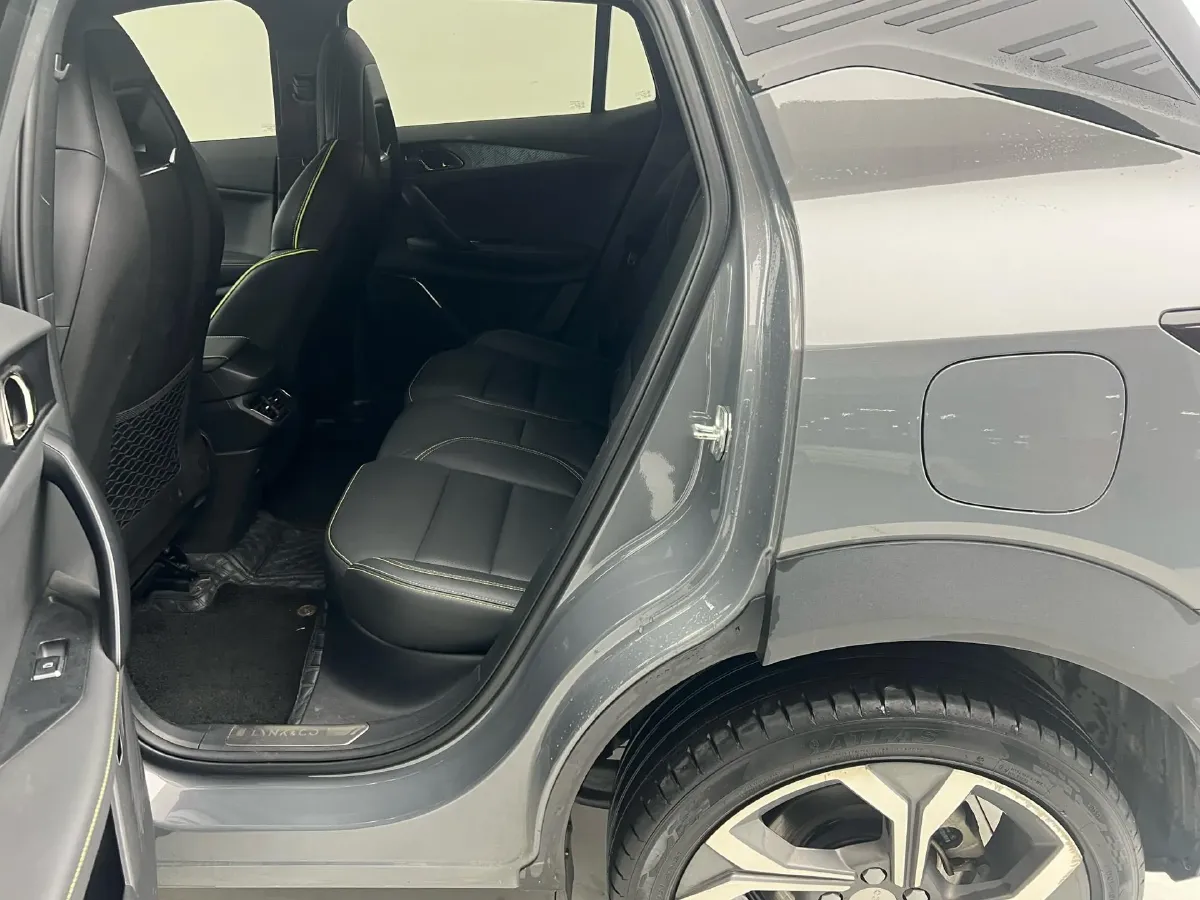 2023 LYNK&CO 06 1.5T 181HP L4 7DCT,autocango,china used car exporter,china ev exporter,chinese used car exporter,chinese used ev exporter