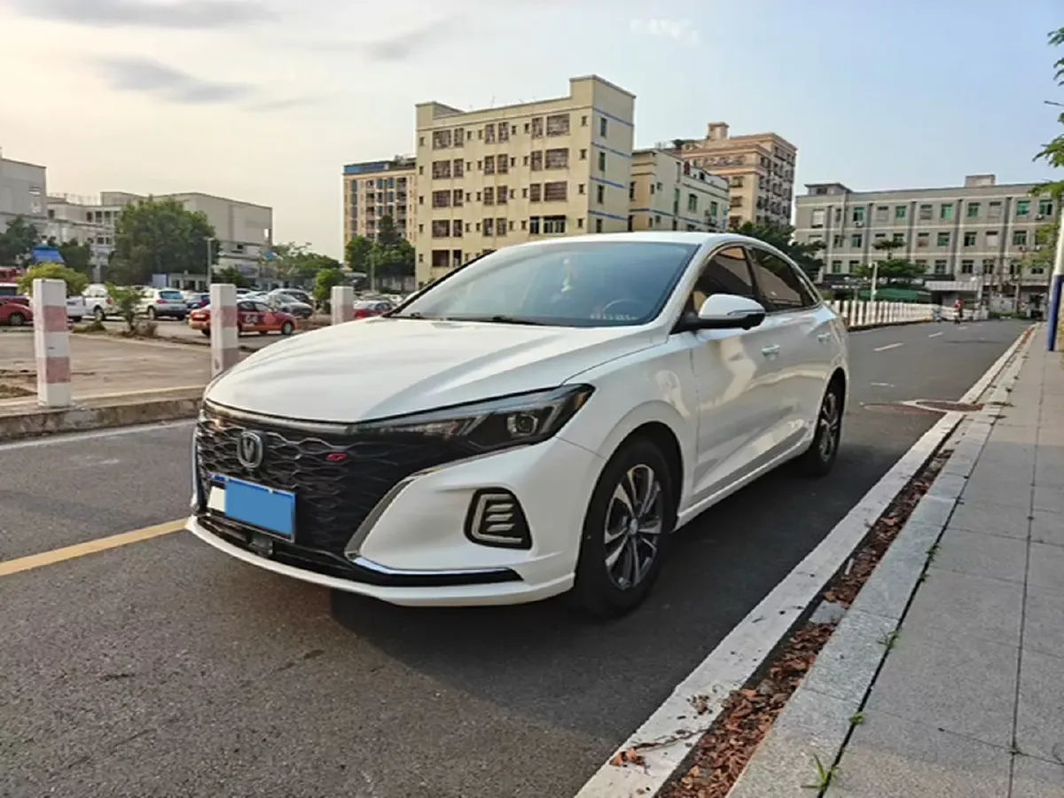 2021 ChangAn Eado 1.4T 160HP L4 7DCT,autocango,china used car exporter,china ev exporter,chinese used car exporter,chinese used ev exporter