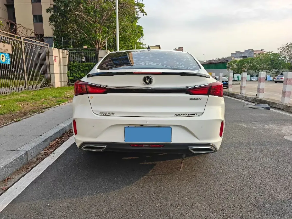2021 ChangAn Eado 1.4T 160HP L4 7DCT,autocango,china used car exporter,china ev exporter,chinese used car exporter,chinese used ev exporter