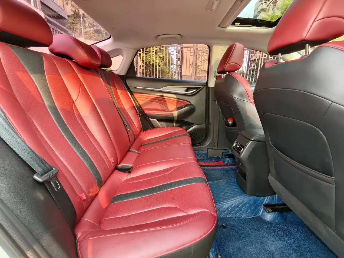 2021 ChangAn Eado 1.4T 160HP L4 7DCT,autocango,china used car exporter,china ev exporter,chinese used car exporter,chinese used ev exporter