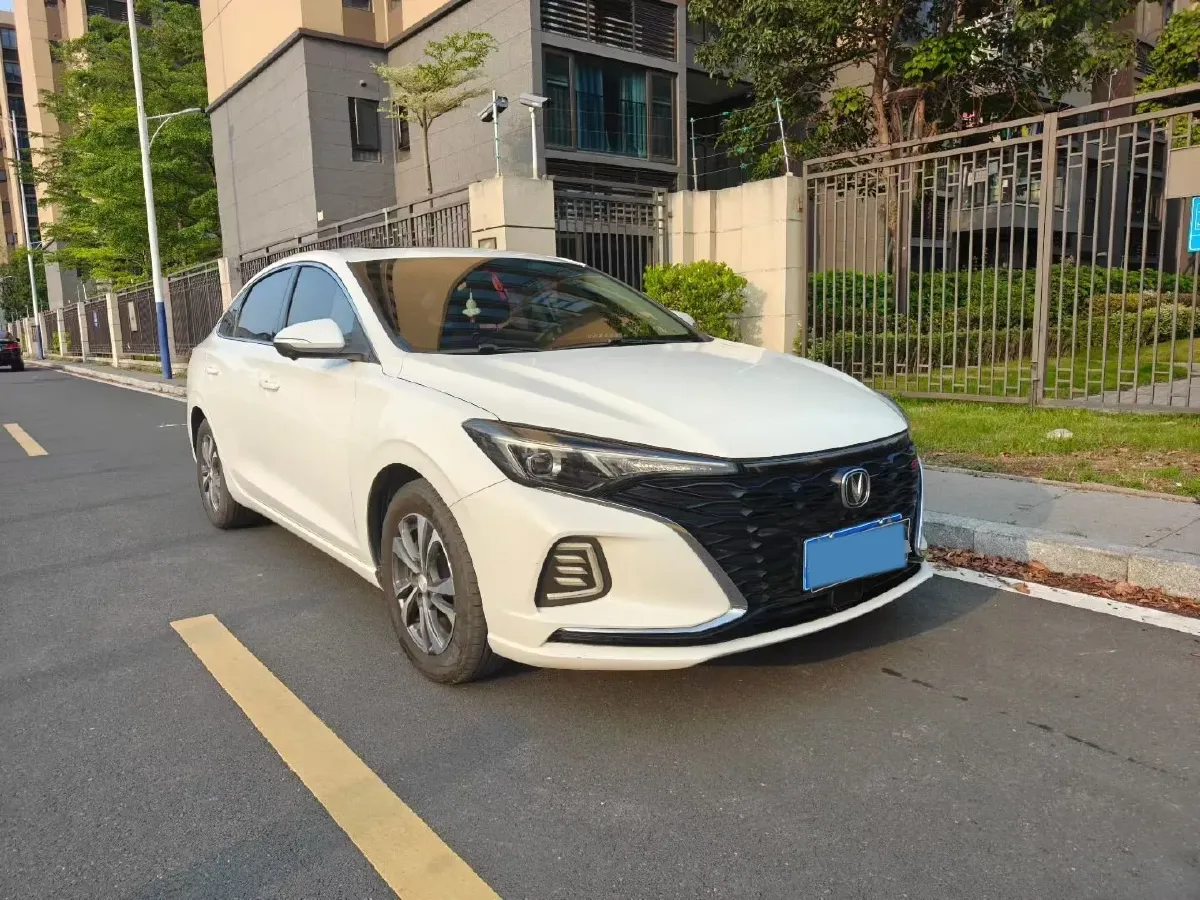 2021 ChangAn Eado 1.4T 160HP L4 7DCT,autocango,china used car exporter,china ev exporter,chinese used car exporter,chinese used ev exporter