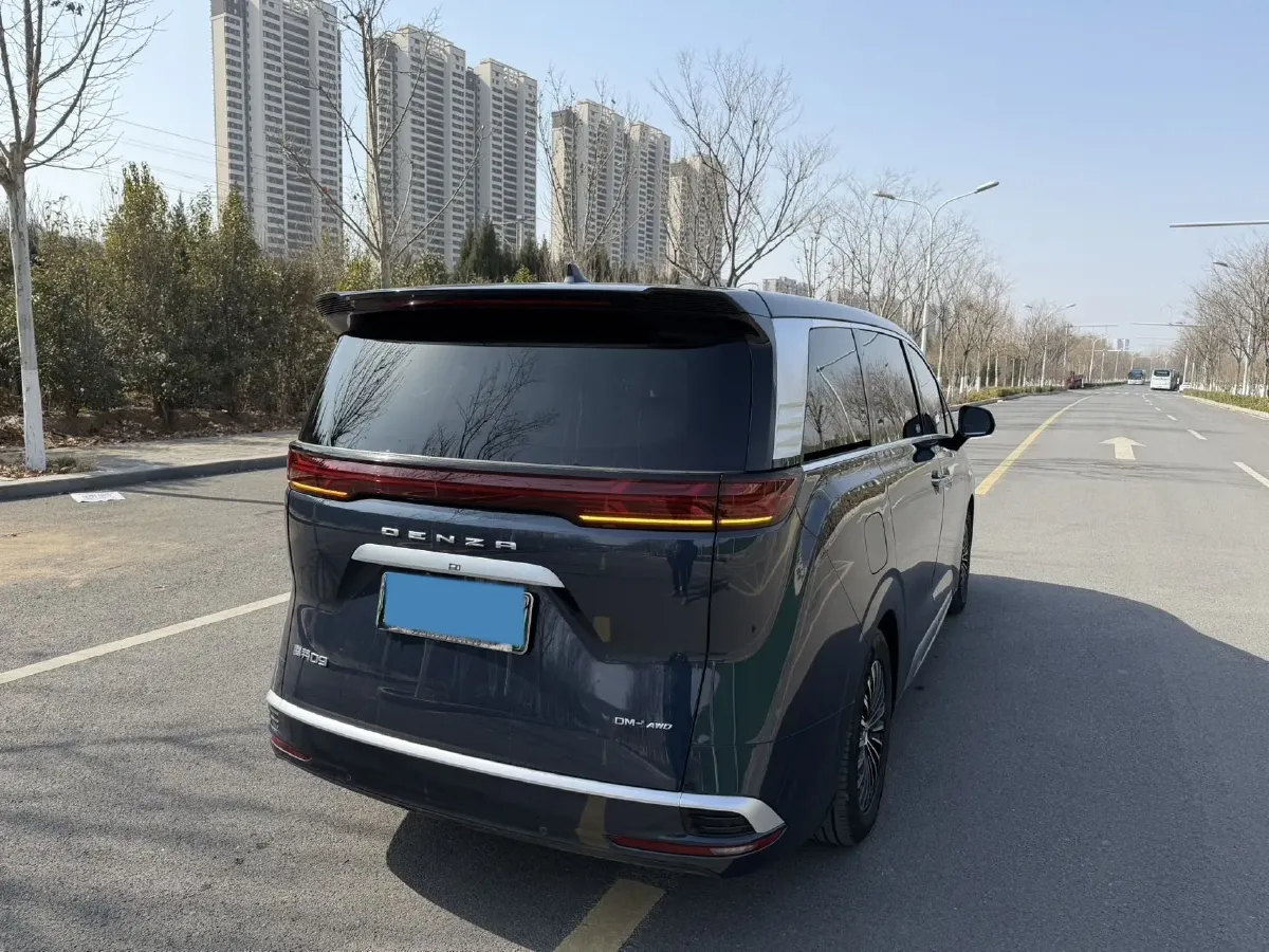 2024 Denza D9 1.5T 139HP L4 E-CVT PHEV 40KWH,autocango,china used car exporter,china ev exporter,chinese used car exporter,chinese used ev exporter