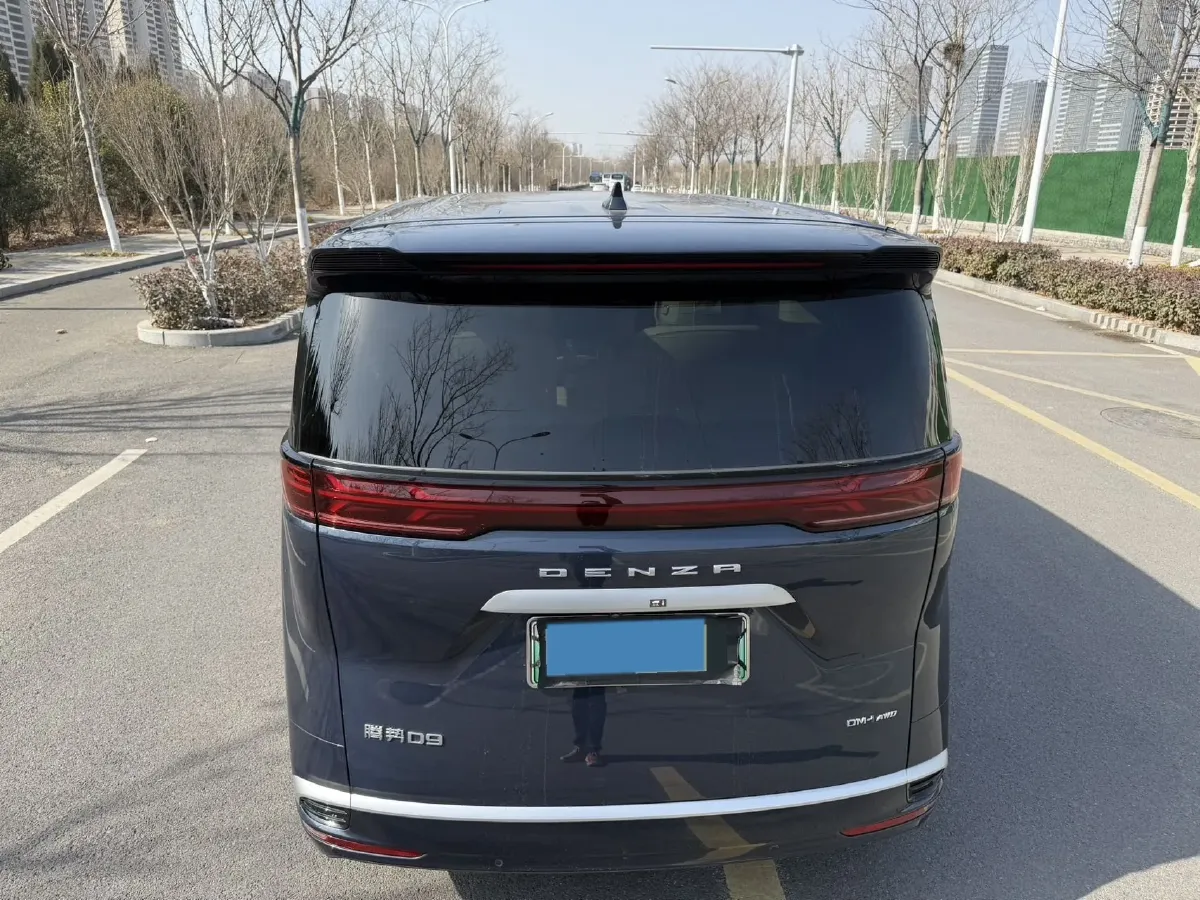 2024 Denza D9 1.5T 139HP L4 E-CVT PHEV 40KWH,autocango,china used car exporter,china ev exporter,chinese used car exporter,chinese used ev exporter
