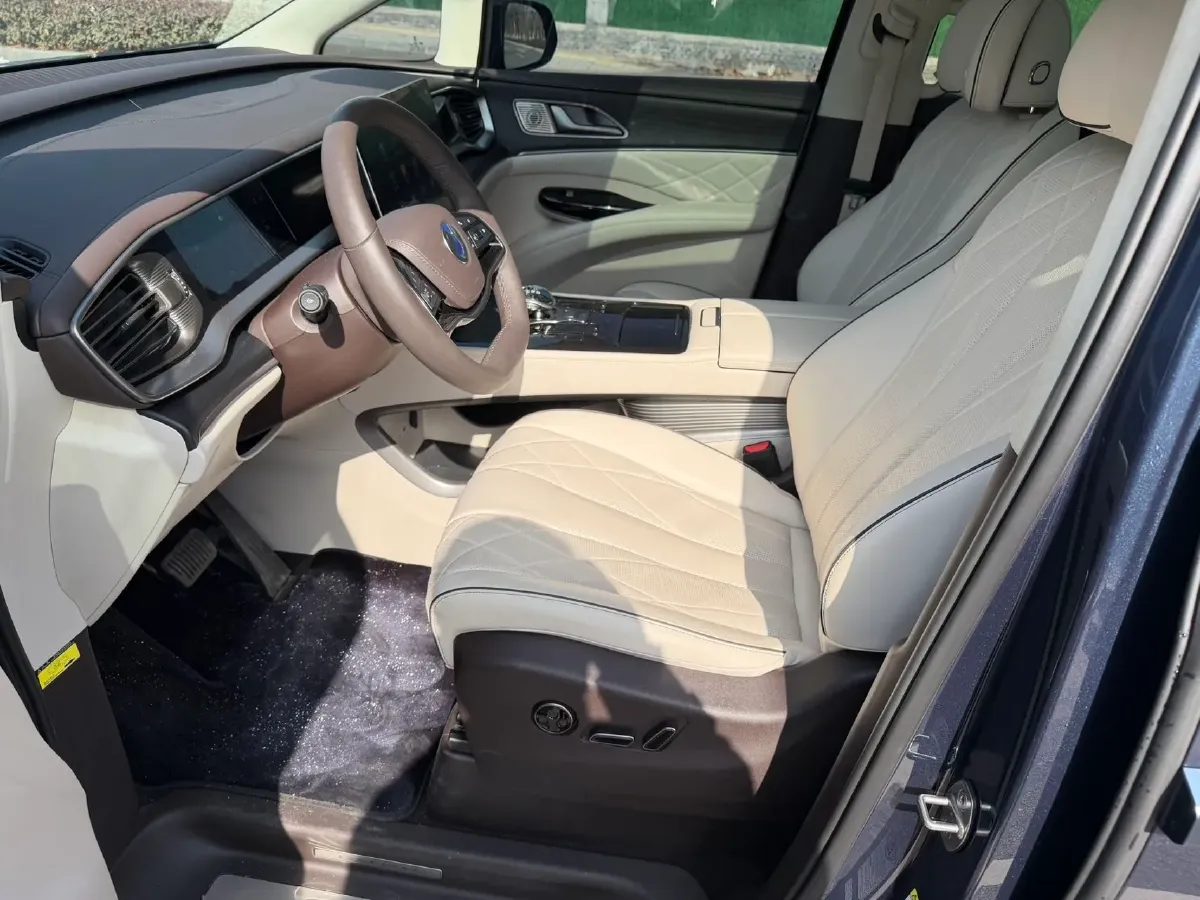 2024 Denza D9 1.5T 139HP L4 E-CVT PHEV 40KWH,autocango,china used car exporter,china ev exporter,chinese used car exporter,chinese used ev exporter