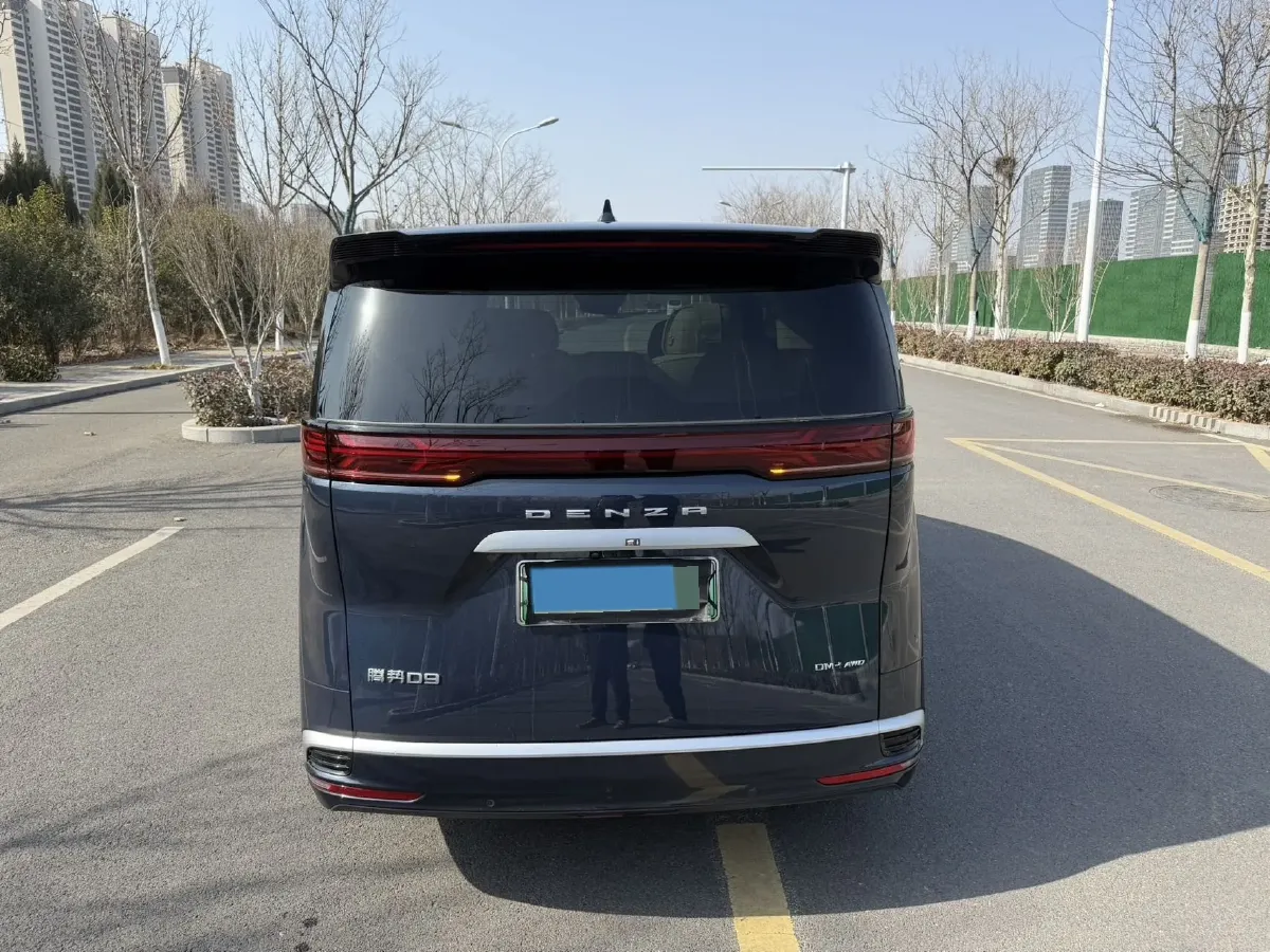 2024 Denza D9 1.5T 139HP L4 E-CVT PHEV 40KWH,autocango,china used car exporter,china ev exporter,chinese used car exporter,chinese used ev exporter
