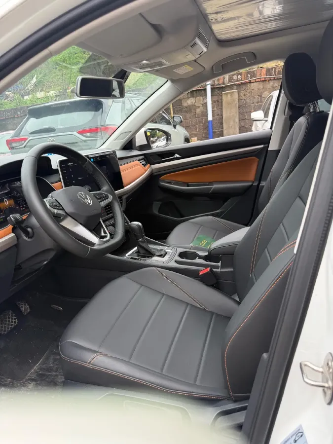 2025 Volkswagen Bora 1.2T 116HP L4 7DCT,autocango,china used car exporter,china ev exporter,chinese used car exporter,chinese used ev exporter