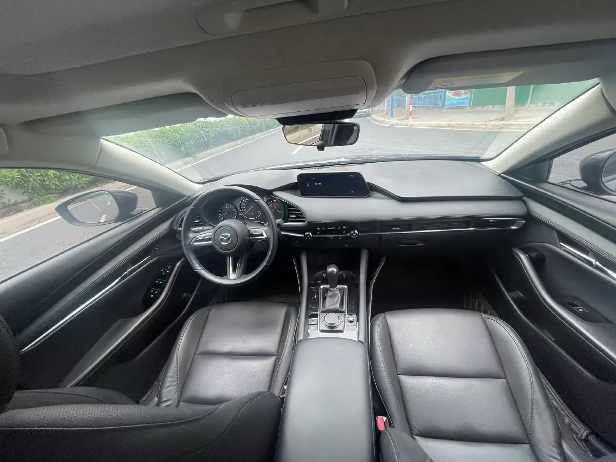 2022 Mazda 3 Axela 2.0L 158HP L4 6AT,autocango,china used car exporter,china ev exporter,chinese used car exporter,chinese used ev exporter