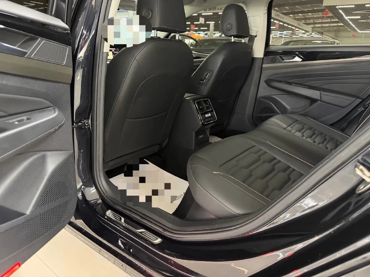 2019 Skoda Kodiak 2.0T 186HP L4 7DCT,autocango,china used car exporter,china ev exporter,chinese used car exporter,chinese used ev exporter